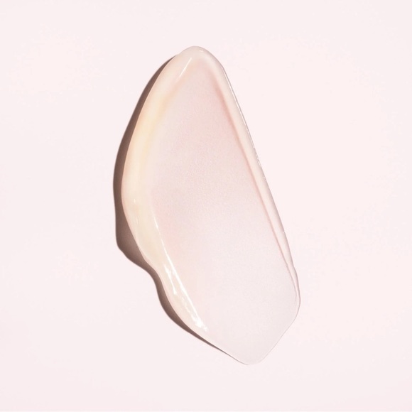 Oribe Serene Scalp Soothing Leave-On Treatment - Cream - Picture 3 of 12